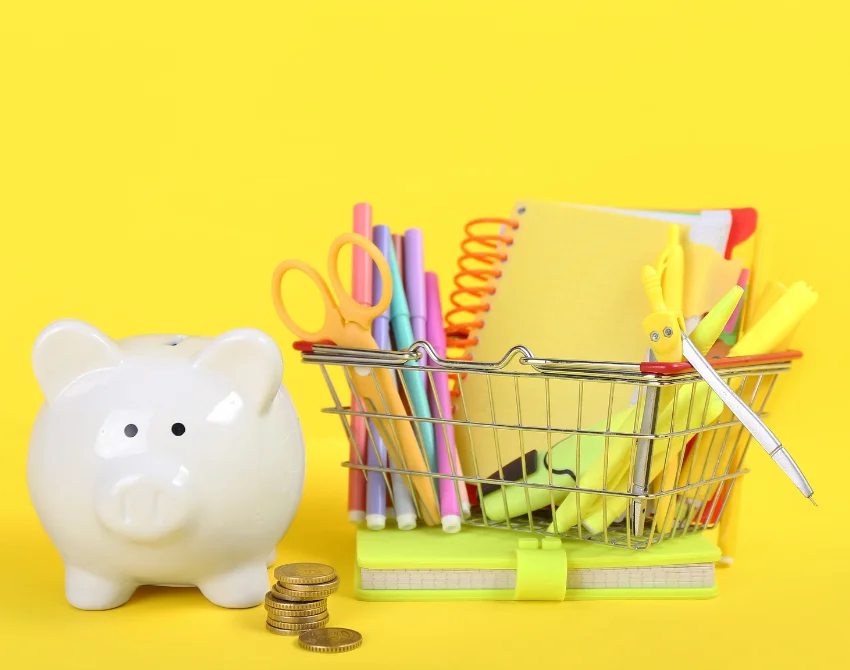 10 dicas para poupar no regresso as aulas nowo